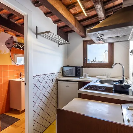 Apartamento La Boqueria Atic Apartment